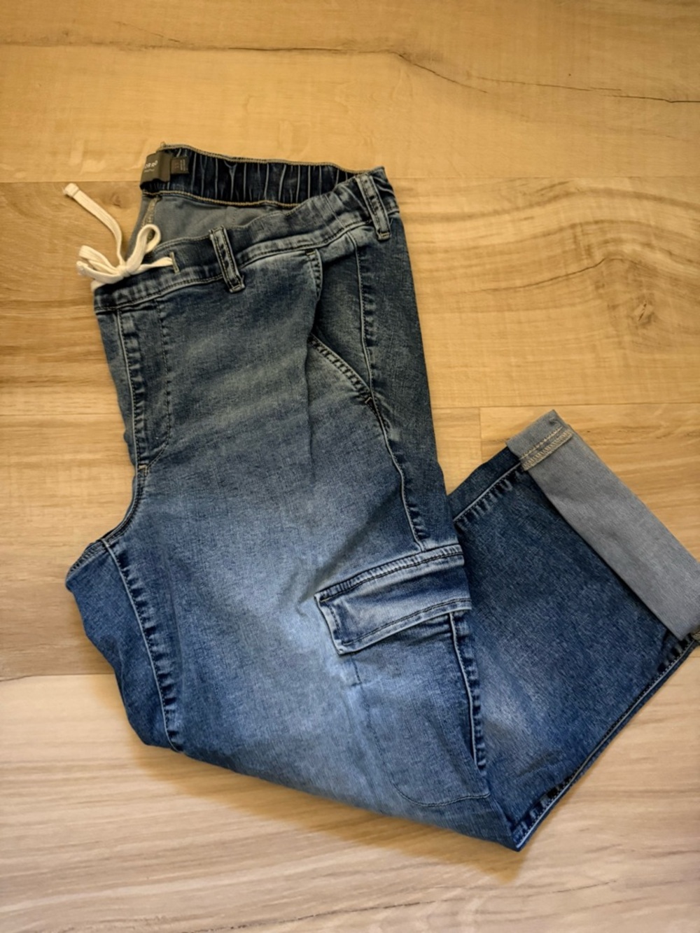 Torrid Mid-Rise Boyfriend Cargo Jeans - 1S or 14/16 Short